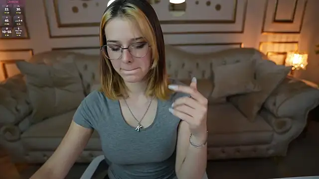 Hoshi mur online show from 10/03/25, 02:36