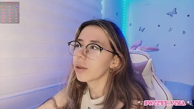 Snapshot of sweettvera chatting on 10/19/25, 12:50 sweettvera online show from 10/19/25, 12:50
