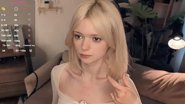 LaureMestler online show from 04/14/26, 08:09