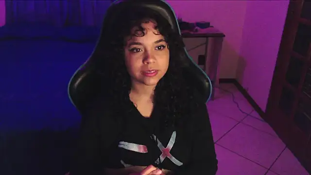 sweetamy326 online show from 05/12/26, 10:29