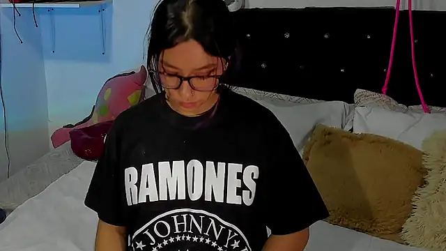 ValeryTatto online show from 10/18/25, 11:55