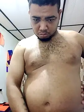 Snapshot of esteban1992 chatting on 09/25/25, 04:49 esteban1992 online show from 09/25/25, 04:49