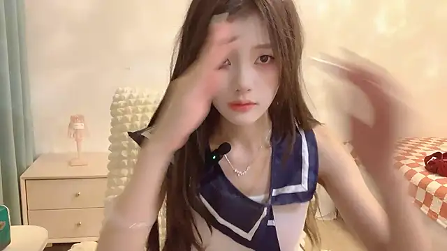 Snapshot of Ximei-O chatting on 11/19/25, 01:33 Ximei-O online show from 11/19/25, 01:33