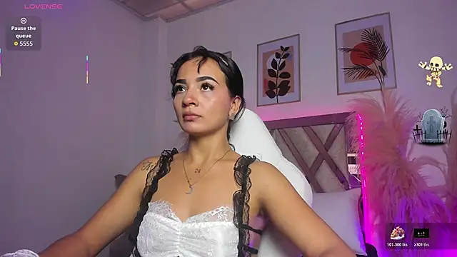 akira 09  online show from 11/03/25, 12:28