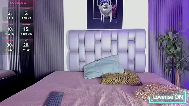 Ellis-Brown online show from 10/21/25, 04:02