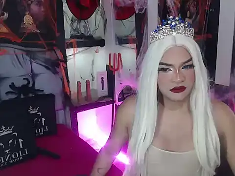 Snapshot of Sophia_hott01 chatting on 10/26/25, 04:02 Sophia hott01 online show from 10/26/25, 04:02