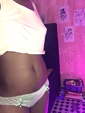 Snapshot of Truhzg chatting on 12/14/25, 10:20 Truhzg online show from 12/14/25, 10:20