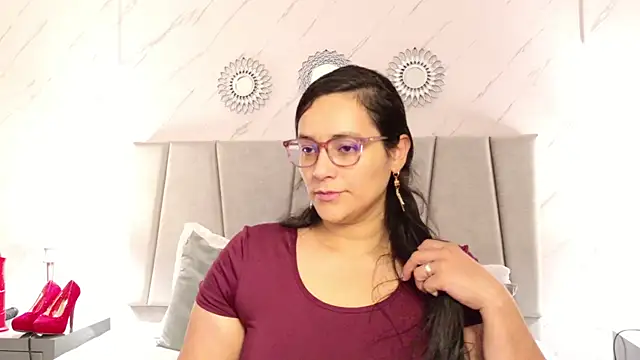 Michell Monet online show from 04/30/26, 11:49