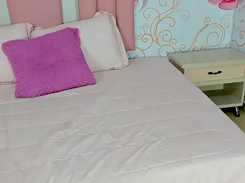 SofiaaBigBoobs online show from 11/15/25, 12:02