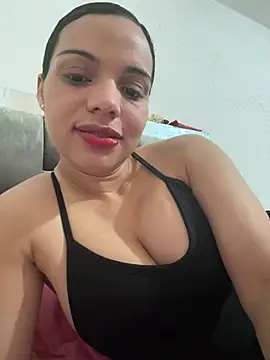 Snapshot of Anavalle chatting on 05/24/26, 04:23 Anavalle online show from 05/24/26, 04:23