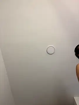 IsabellaJoness  online show from 12/01/25, 08:03