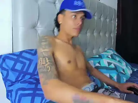 Frayhot777 online show from 09/30/25, 08:36