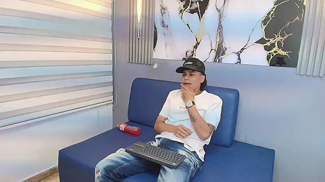 Frayhot777 online show from 01/13/26, 07:52