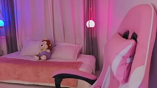 Nallah  online show from 11/19/25, 03:28