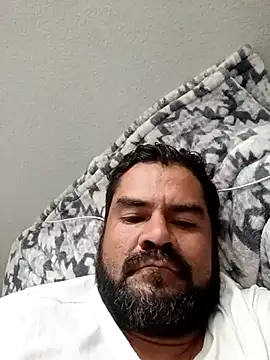 Snapshot of theking1_1 chatting on 10/18/25, 03:02 theking1 1 online show from 10/18/25, 03:02