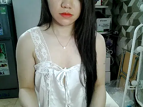 Ara4865 online show from 10/15/25, 05:18