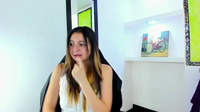 lala clark online show from 02/05/26, 08:35