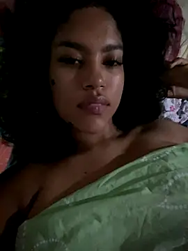 miiabrown18 online show from 11/23/25, 09:09