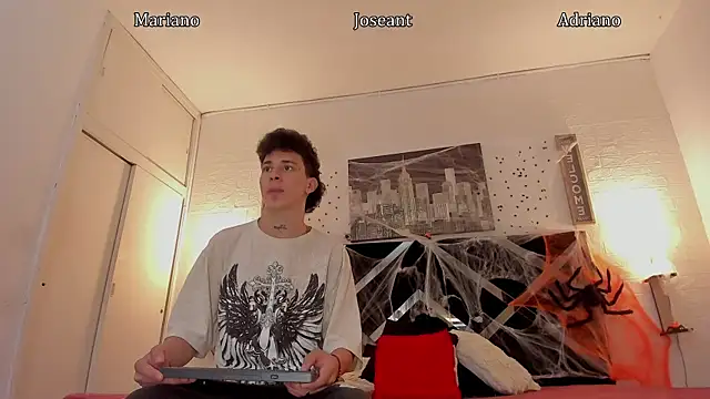 Snapshot of iammariano chatting on 10/25/25, 05:15 iammariano online show from 10/25/25, 05:15