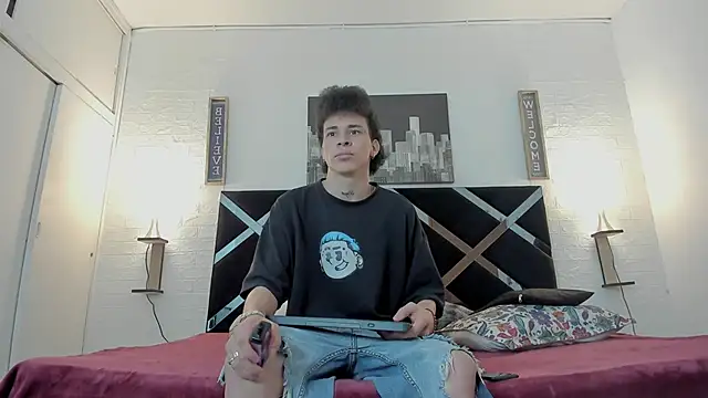 Snapshot of iammariano chatting on 11/11/25, 03:28 iammariano online show from 11/11/25, 03:28