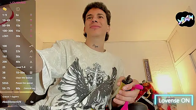 Snapshot of iammariano chatting on 12/19/25, 03:24 iammariano online show from 12/19/25, 03:24