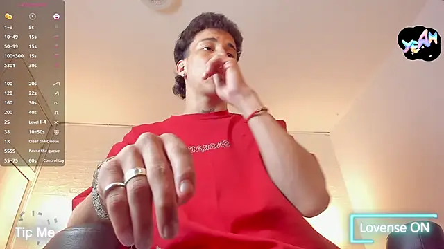 Snapshot of iammariano chatting on 01/08/26, 03:42 iammariano online show from 01/08/26, 03:42