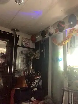 blondebarbiebae online show from 04/07/26, 08:20