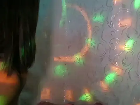 Snapshot of Kim25xxxx chatting on 11/30/25, 11:58 Kim25xxxx online show from 11/30/25, 11:58