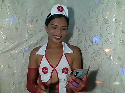 Snapshot of Kim25xxxx chatting on 12/22/25, 07:38 Kim25xxxx online show from 12/22/25, 07:38