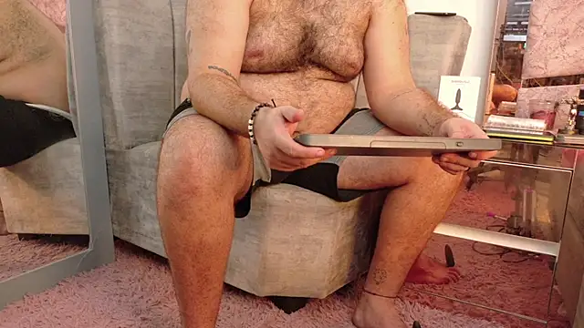 big bearr online show from 11/23/25, 03:34