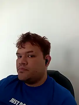 Snapshot of big_bearr chatting on 04/22/26, 07:48 big bearr online show from 04/22/26, 07:48