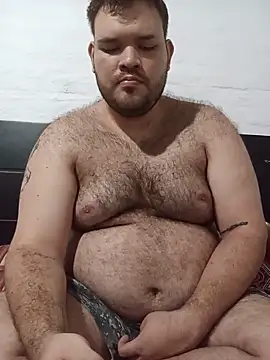 Snapshot of big_bearr chatting on 06/21/26, 03:20 big bearr online show from 06/21/26, 03:20