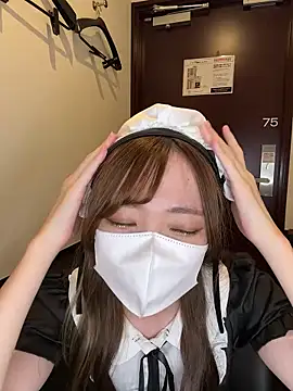 Moe v v online show from 10/30/25, 11:11