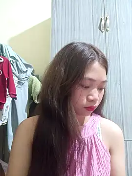 Snapshot of Mayy1 chatting on 09/24/25, 02:20 Mayy1 online show from 09/24/25, 02:20