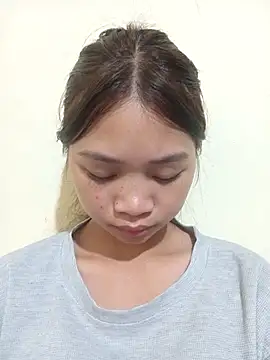 Snapshot of Mayy1 chatting on 09/27/25, 02:38 Mayy1 online show from 09/27/25, 02:38