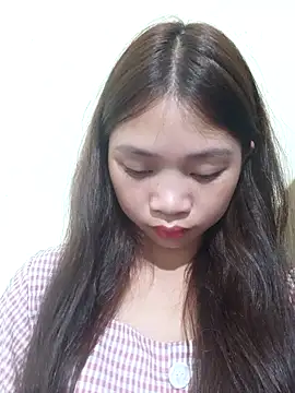 Snapshot of Mayy1 chatting on 10/05/25, 01:31 Mayy1 online show from 10/05/25, 01:31