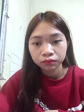 Snapshot of Mayy1 chatting on 10/17/25, 11:40 Mayy1 online show from 10/17/25, 11:40