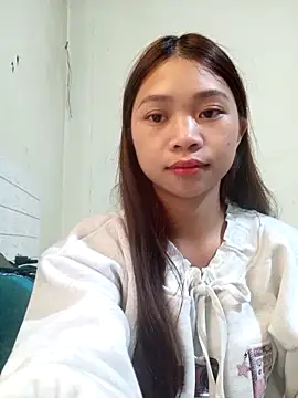 Snapshot of Mayy1 chatting on 10/22/25, 02:56 Mayy1 online show from 10/22/25, 02:56