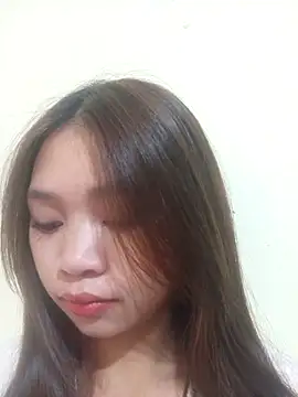 Snapshot of Mayy1 chatting on 10/30/25, 12:01 Mayy1 online show from 10/30/25, 12:01