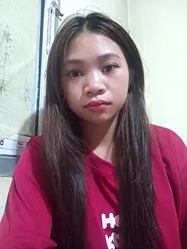 Snapshot of Mayy1 chatting on 11/08/25, 01:06 Mayy1 online show from 11/08/25, 01:06