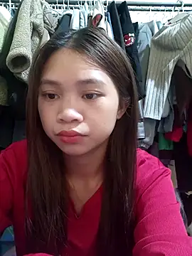 Snapshot of Mayy1 chatting on 11/17/25, 01:55 Mayy1 online show from 11/17/25, 01:55