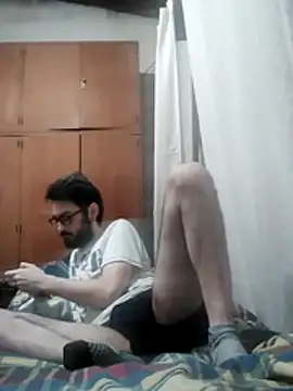 Snapshot of Fefede97_ chatting on 12/01/25, 01:38 Fefede97 online show from 12/01/25, 01:38