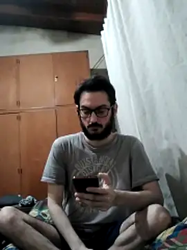 Fefede97  online show from 05/06/26, 02:33