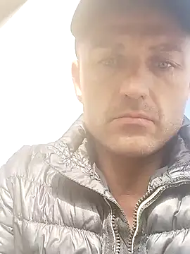 Snapshot of Daniel85Schlam chatting on 09/23/25, 08:17 Daniel85Schlam online show from 09/23/25, 08:17