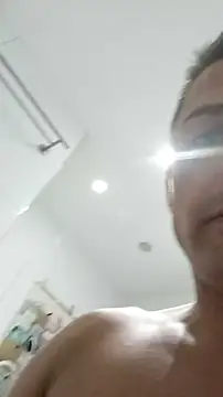 Snapshot of Daniel85Schlam chatting on 10/03/25, 05:21 Daniel85Schlam online show from 10/03/25, 05:21