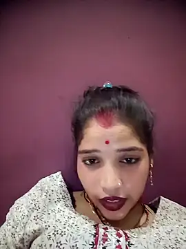 Snapshot of Mahek_love143 chatting on 05/29/26, 03:43 Mahek love143 online show from 05/29/26, 03:43
