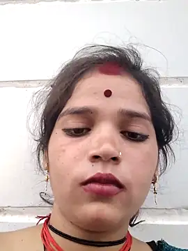 Snapshot of Mahek_love143 chatting on 07/01/26, 01:02 Mahek love143 online show from 07/01/26, 01:02
