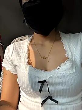 Xiaooot online show from 10/12/25, 02:21