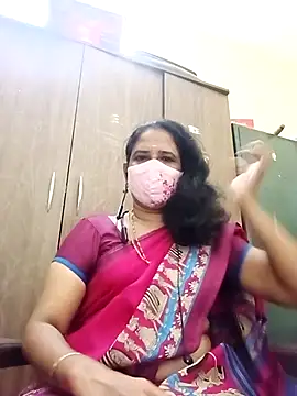 Snapshot of tamil_Boomika chatting on 07/12/26, 04:20 tamil Boomika online show from 07/12/26, 04:20