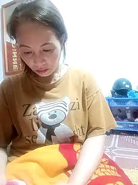 Snapshot of suka-bae chatting on 10/08/25, 05:10 suka-bae online show from 10/08/25, 05:10